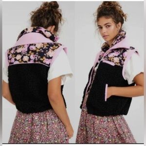 NWT For Love And Lemons Faux Shearling Floral Puffer Vest XXS